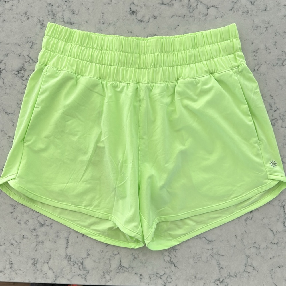 NEW ATHLETA Girl Run Free All Star 2.5” Lined Shorts size XXL - NWOT